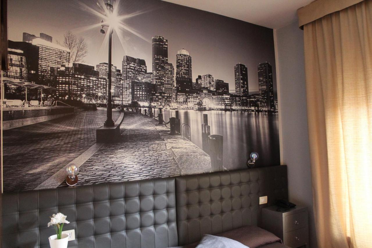 Hotel Ares Milano Luaran gambar